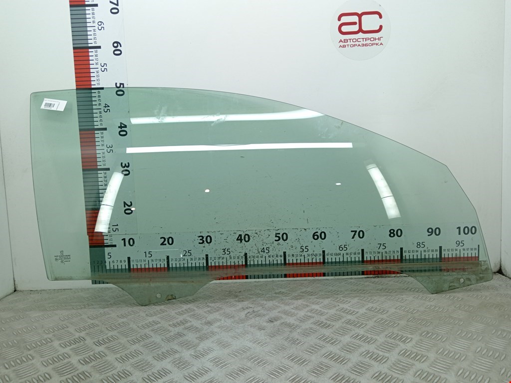 Стекло двери переднее правое PEUGEOT 206 1998-2012