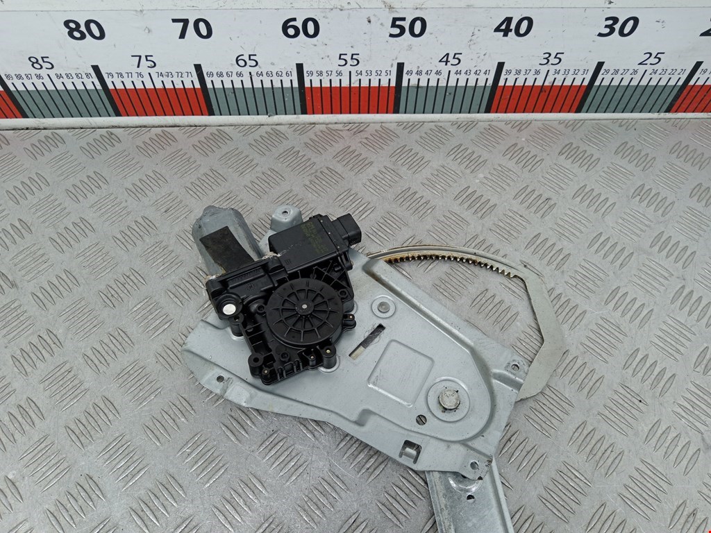 Стеклоподъемник передний левый OPEL Omega B 1994-2004