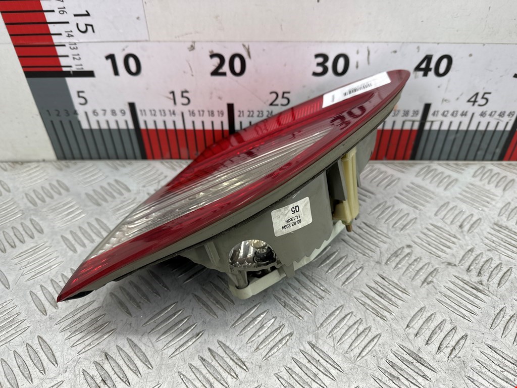 Фонарь задний внутренний правый MERCEDES-BENZ E-Class W211, S211 2002-2009