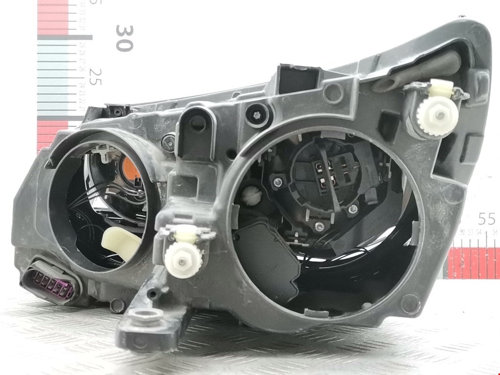 Фара правая VOLKSWAGEN Tiguan 2016-н.в.