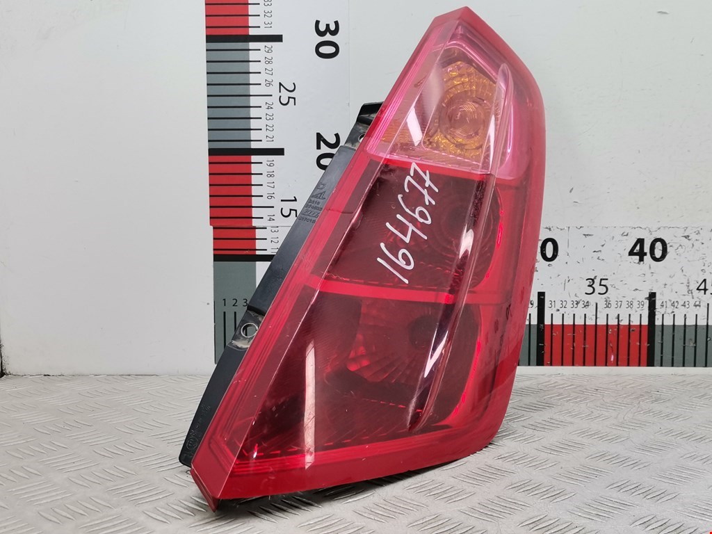 Фонарь задний правый FIAT Grande Punto 2005-2009