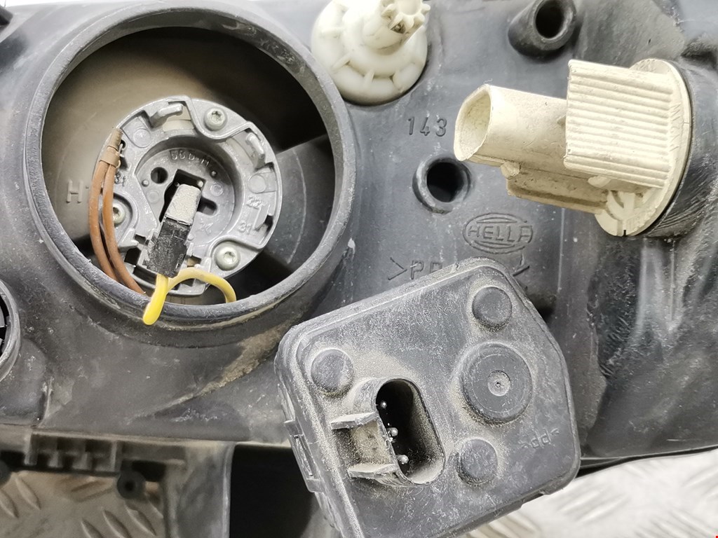 Фара правая OPEL Omega B 1994-2004