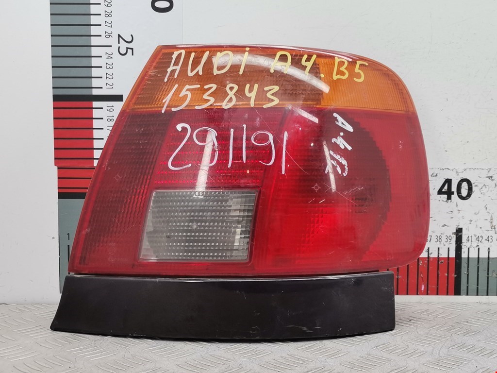 Фонарь задний правый AUDI A4 B5 1995-2001