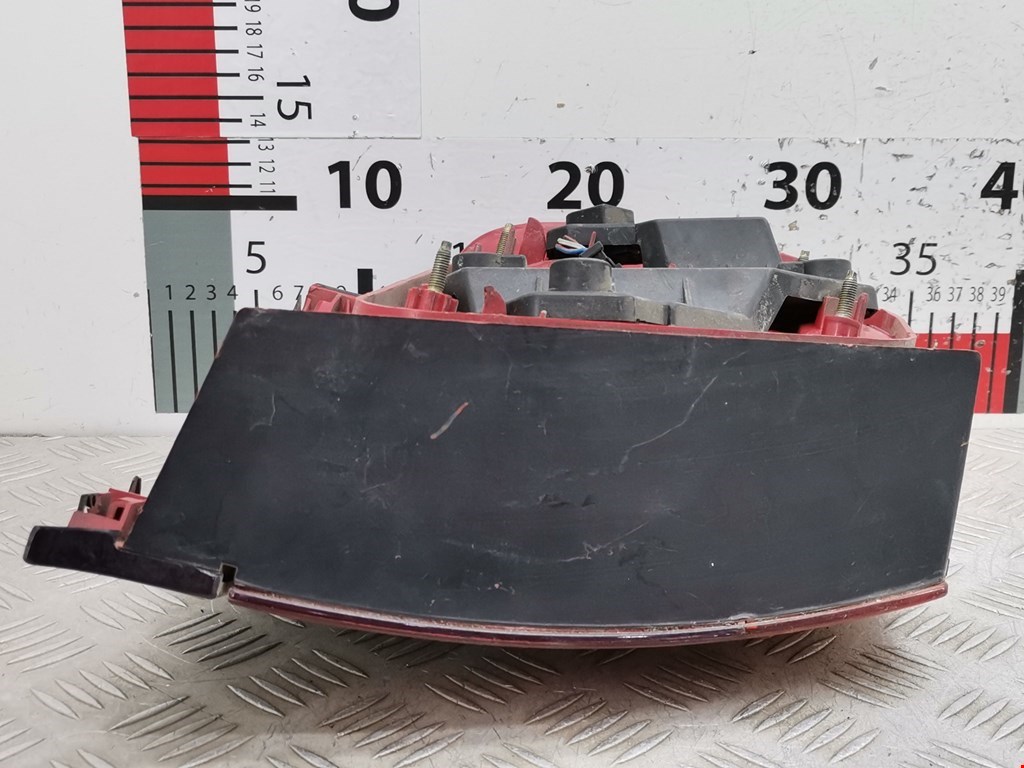 Фонарь задний правый AUDI A4 B5 1995-2001