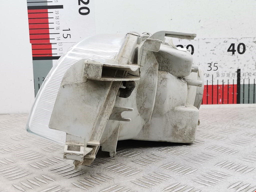 Фара правая TOYOTA Carina T190 1992-1998