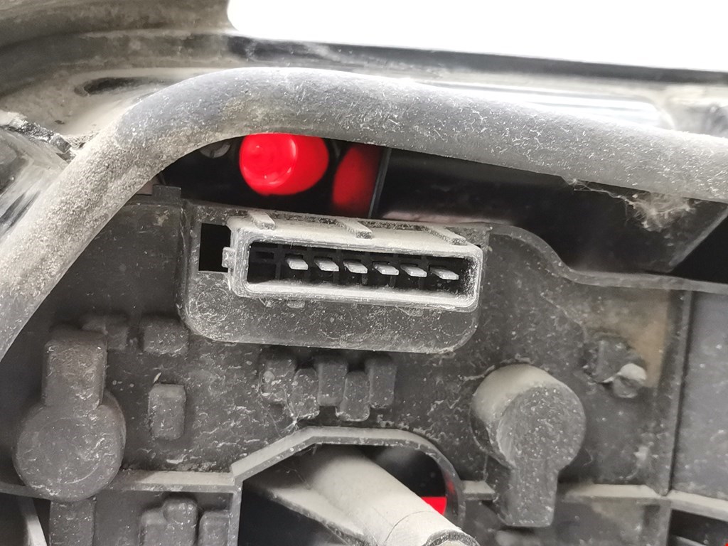 Фонарь задний левый CITROEN Xsara 1997-2000