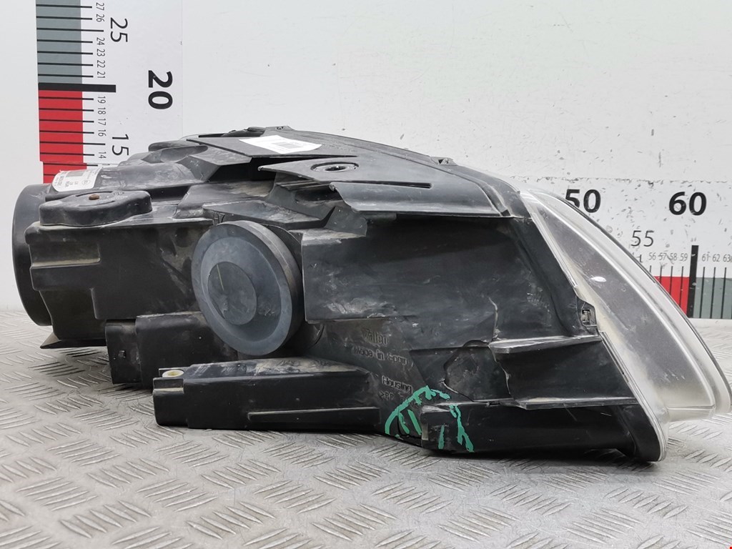 Фара левая VOLKSWAGEN Passat B6 2005-2011