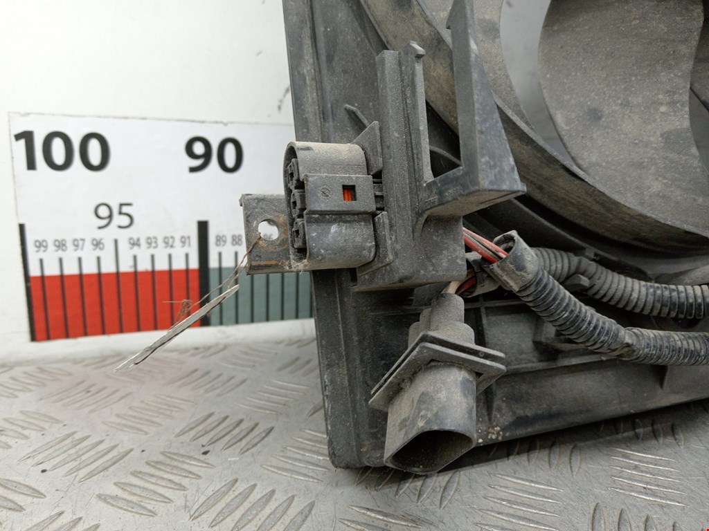 Вентилятор радиатора основного SKODA Octavia A4 1U- 1997-2010