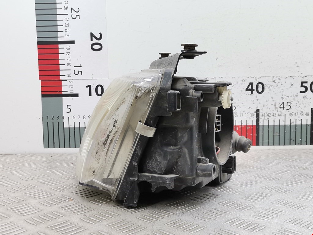 Фара левая VOLKSWAGEN Passat B5 1997-2005