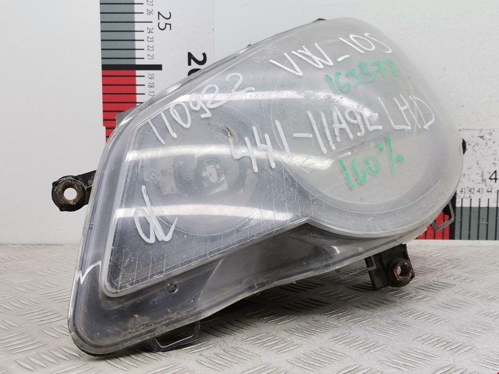 Фара левая VOLKSWAGEN Polo IV 2001-2009