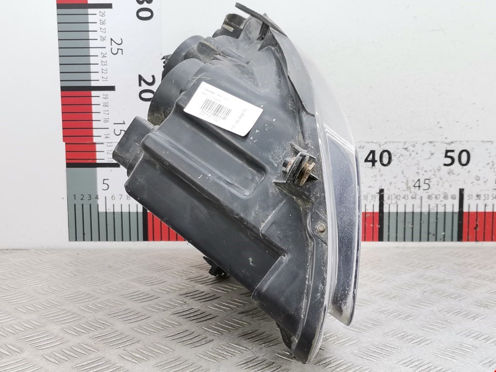 Фара левая VOLKSWAGEN Polo IV 2001-2009