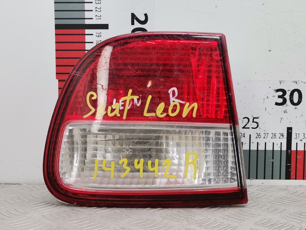Фонарь задний внутренний левый SEAT Leon 1999-2005