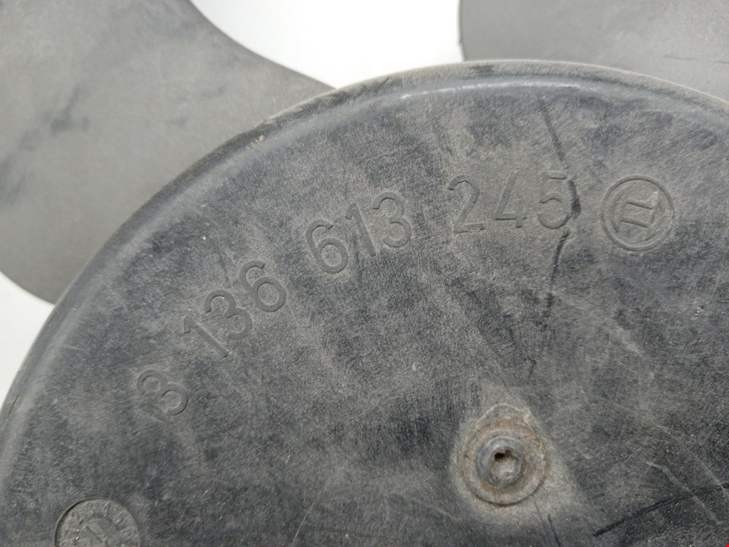 Вентилятор радиатора основного BMW 3er E46 1998-2006