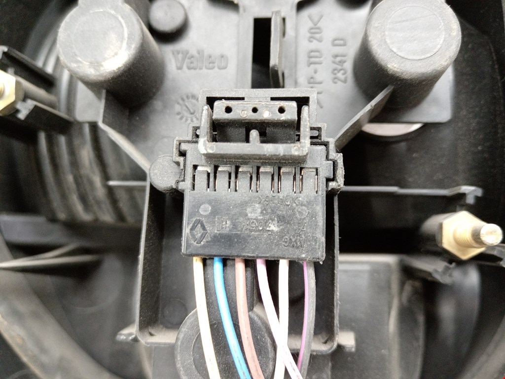 Фонарь задний правый RENAULT Scenic I 1996-2003