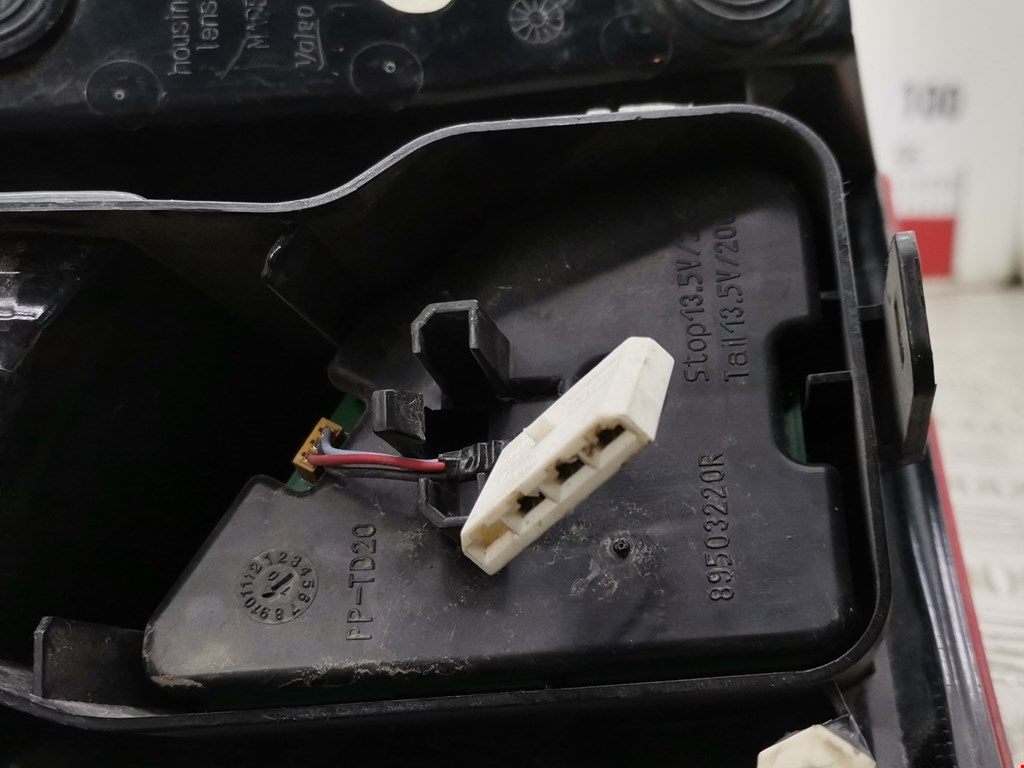 Фонарь задний правый NISSAN Qashqai J10 2006-2013