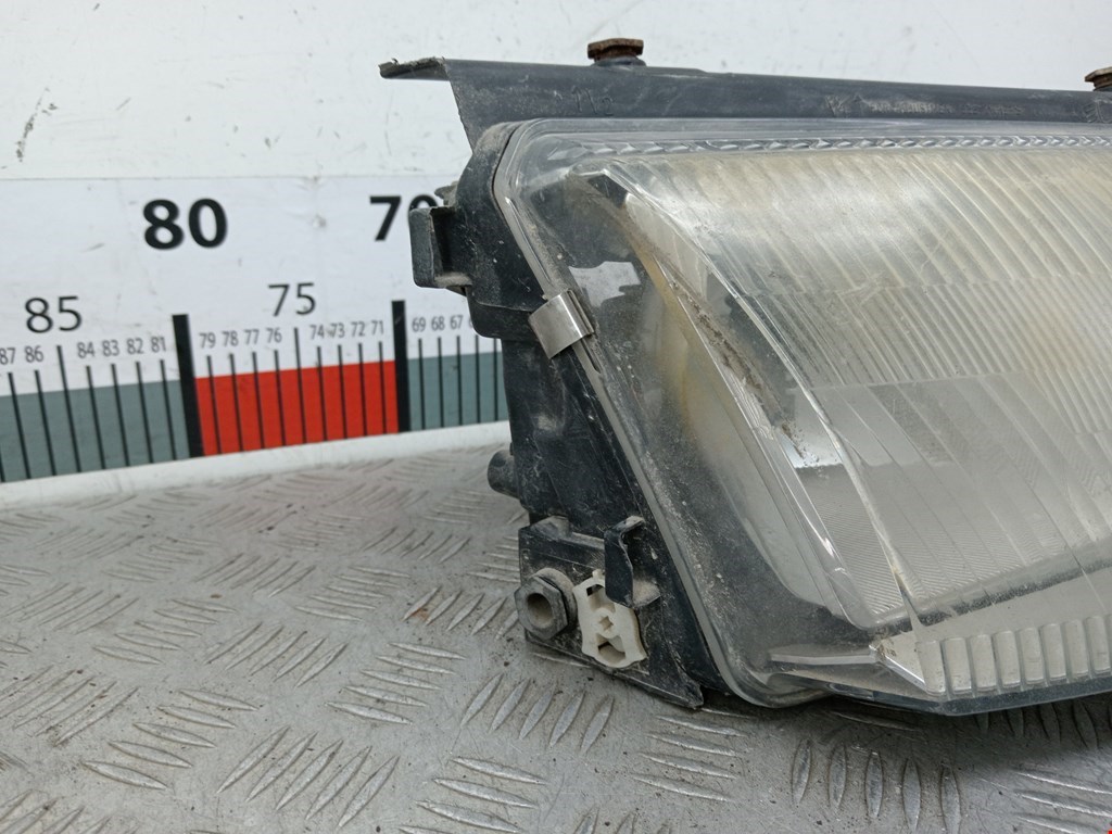 Фара правая VOLKSWAGEN Passat B5 1997-2005