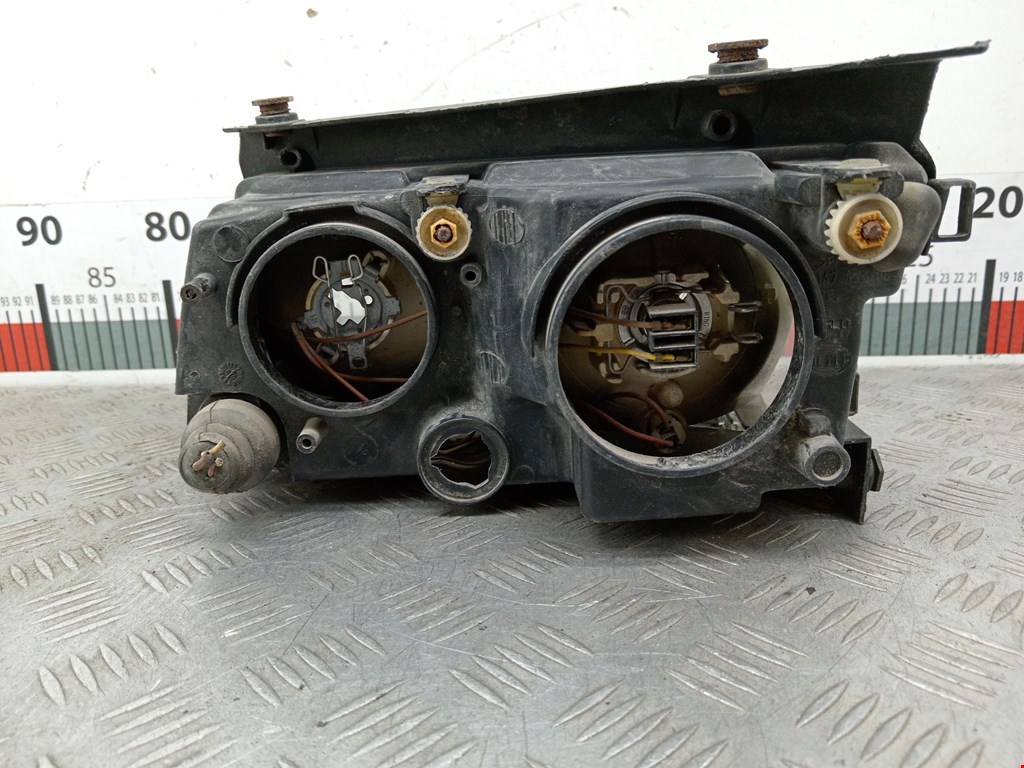 Фара правая VOLKSWAGEN Passat B5 1997-2005