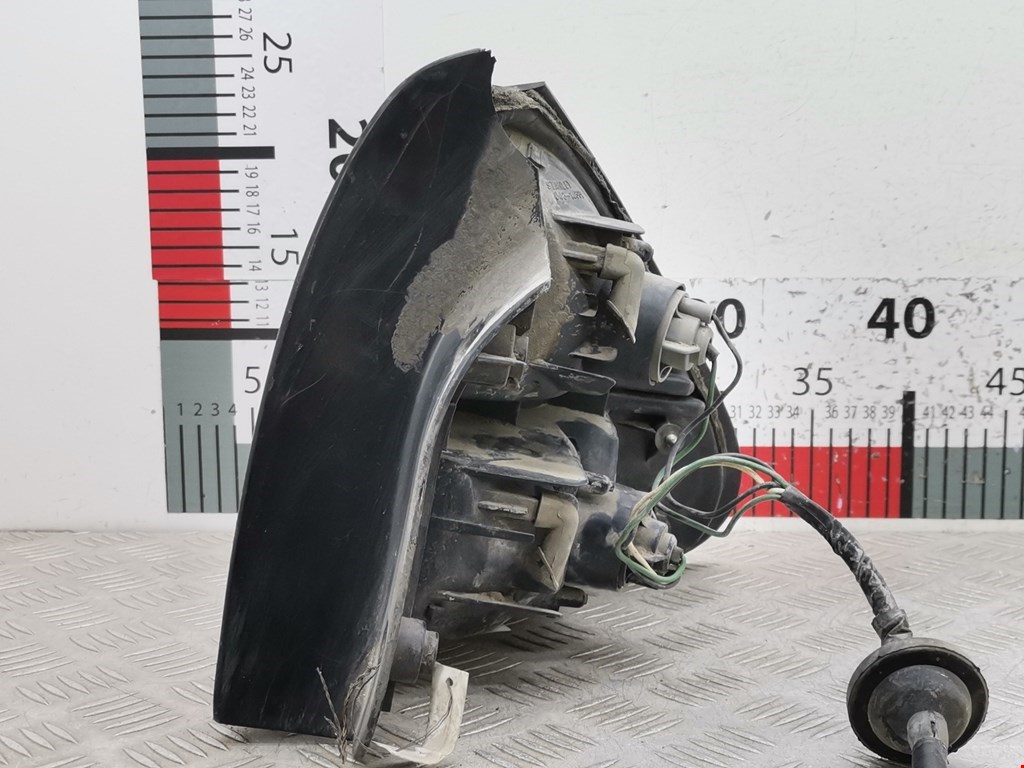 Фонарь задний левый MAZDA 323 BA 1994-1998