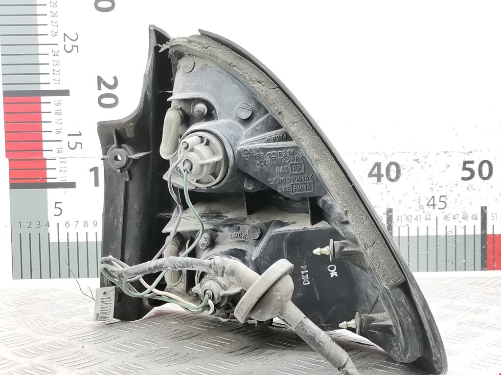 Фонарь задний левый MAZDA 323 BA 1994-1998