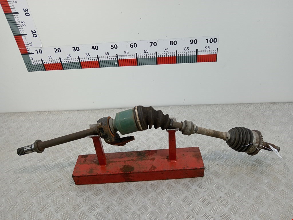 Полуось передняя правая (приводной вал шрус) Mazda 6 GG (2002-2008)