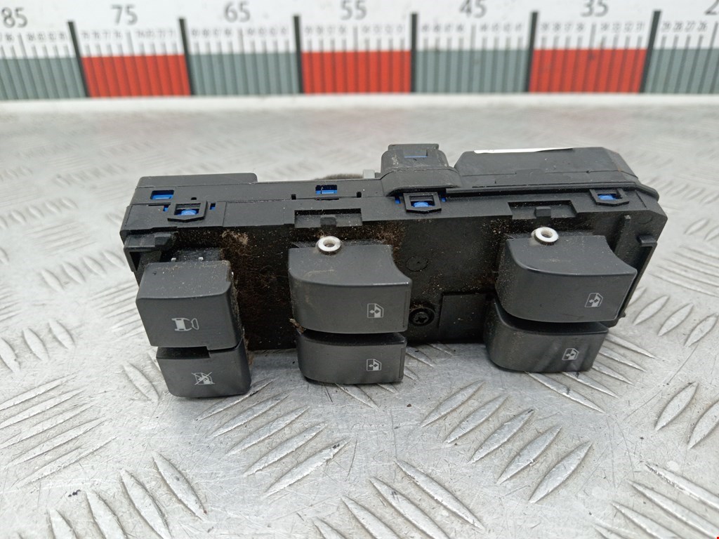 Блок управления стеклоподъемниками CHEVROLET Captiva 2006-2010