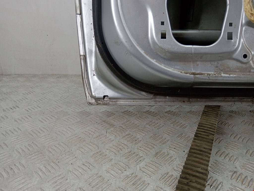 Дверь передняя правая HONDA Accord VII 2002-2007