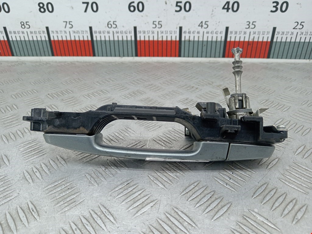 Ручка двери передней наружная правая TOYOTA Yaris II XP50 2005-2011