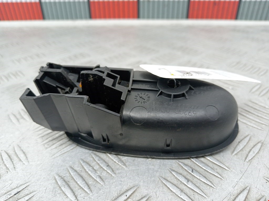 Ручка дверная передняя внутренняя правая TOYOTA Yaris II XP50 2005-2011