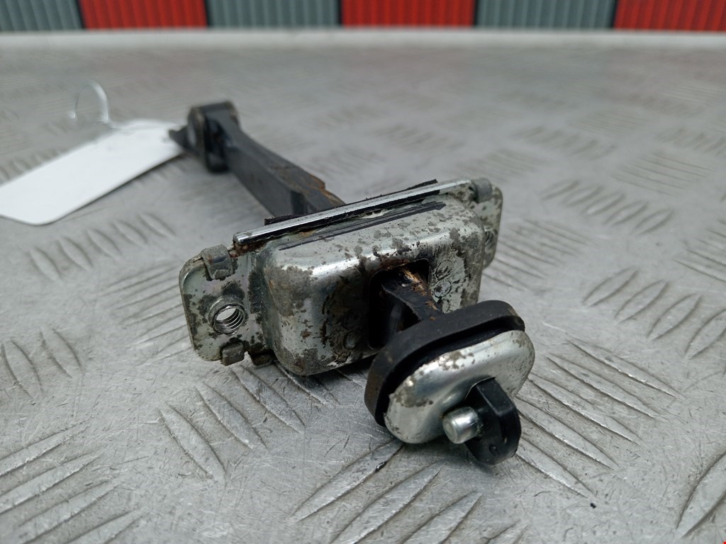 Ограничитель открывания двери CHEVROLET Captiva 2006-2010