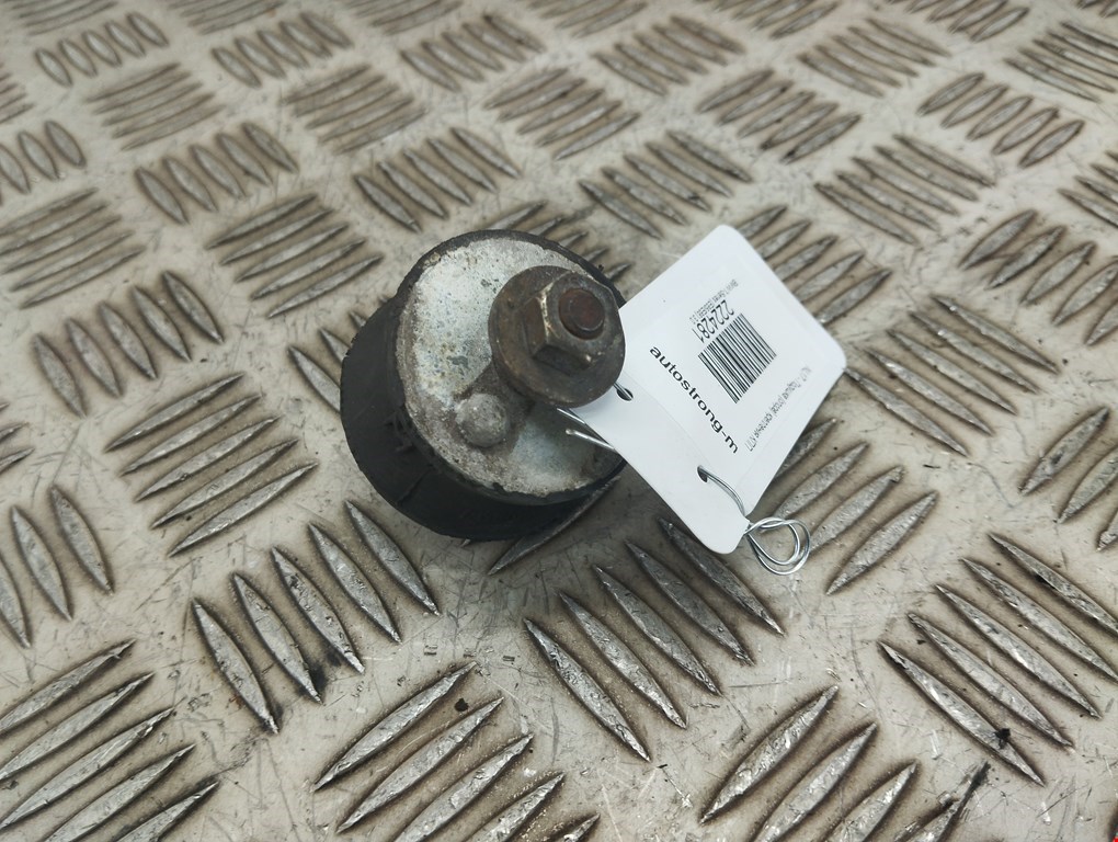 Подушка (опора) крепления КПП BMW 7-Series (E65/E66) (2001-2008)