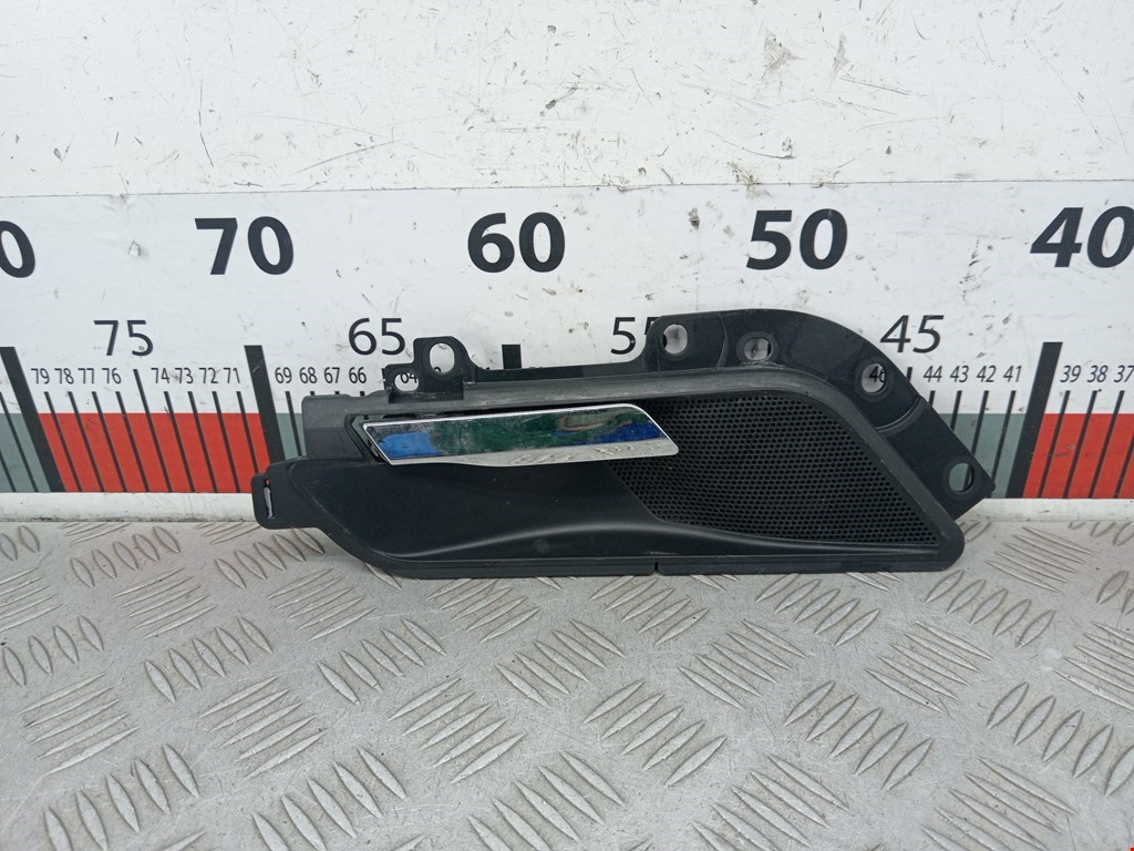 Ручка дверная задняя внутренняя правая SKODA Rapid 2012-2020