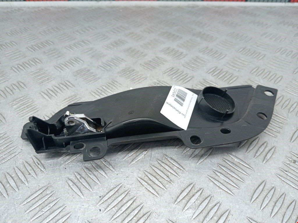 Ручка дверная задняя внутренняя правая SKODA Rapid 2012-2020