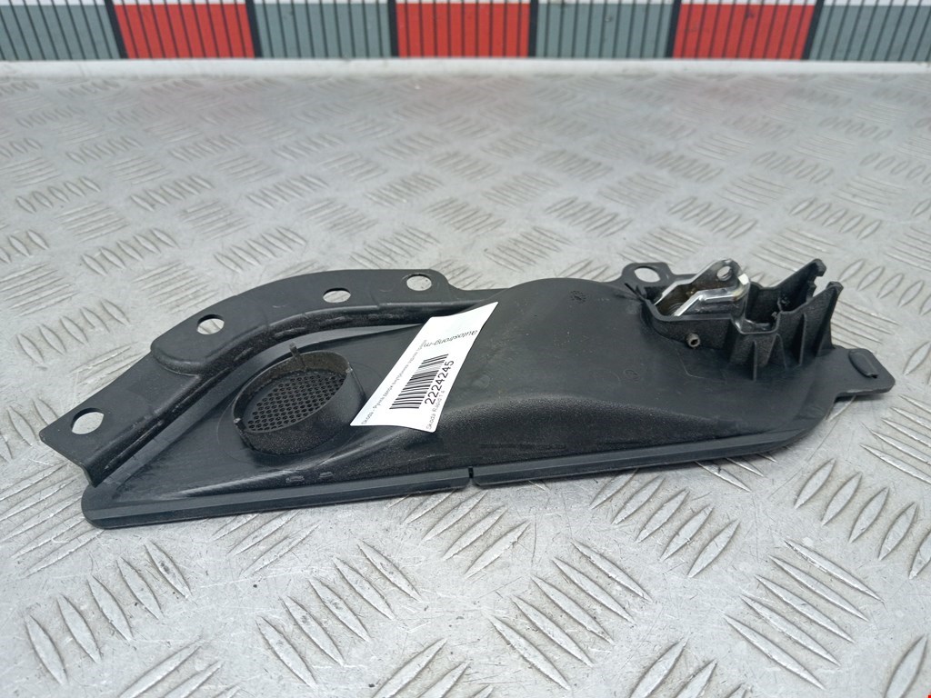 Ручка дверная задняя внутренняя правая SKODA Rapid 2012-2020