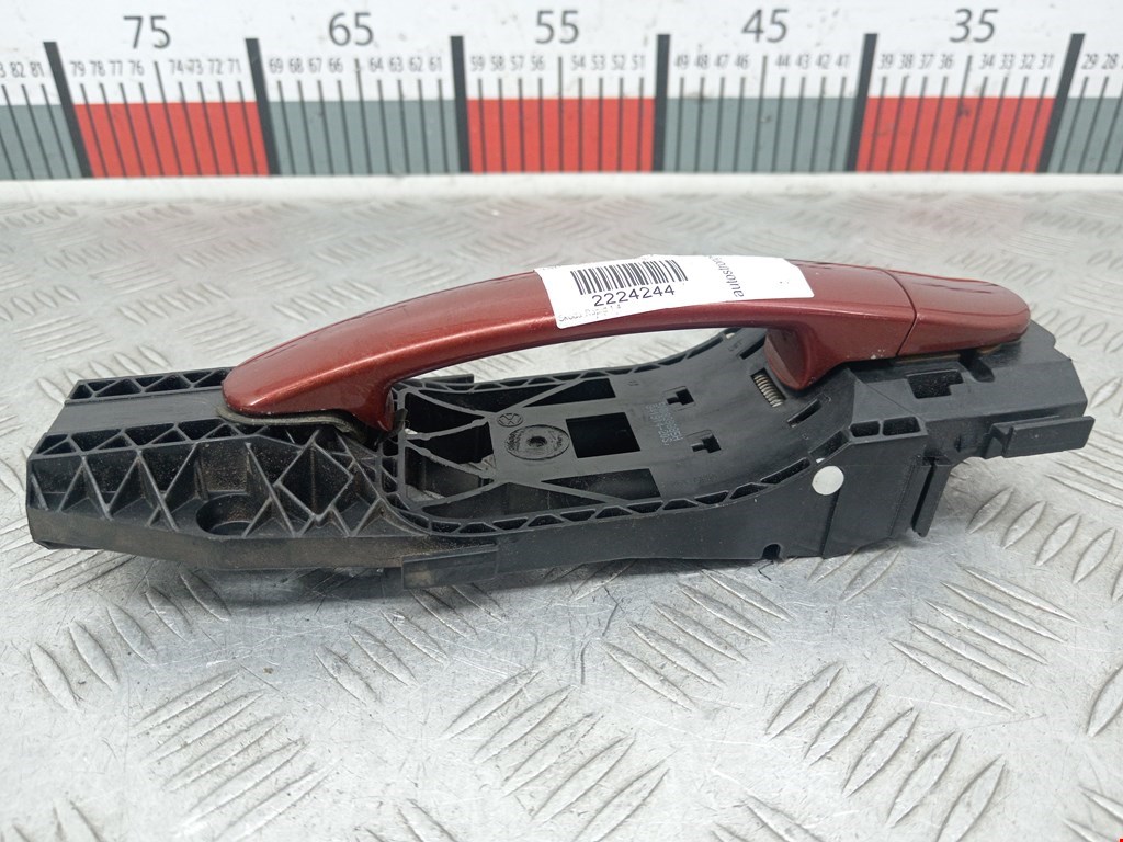 Ручка двери задней наружная правая SKODA Rapid 2012-2020