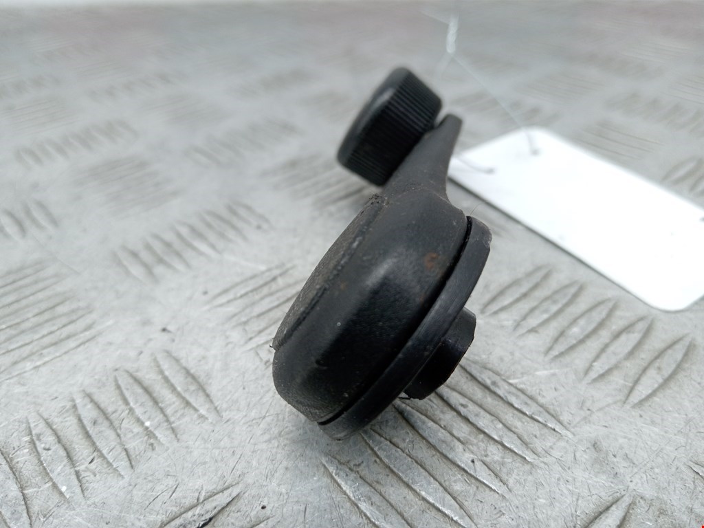 Ручка стеклоподъемника KIA Venga 2010-2018