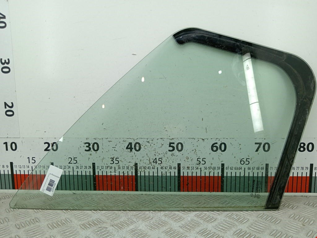 Стекло двери передней правой (форточка) RENAULT Trafic II 2001-2014