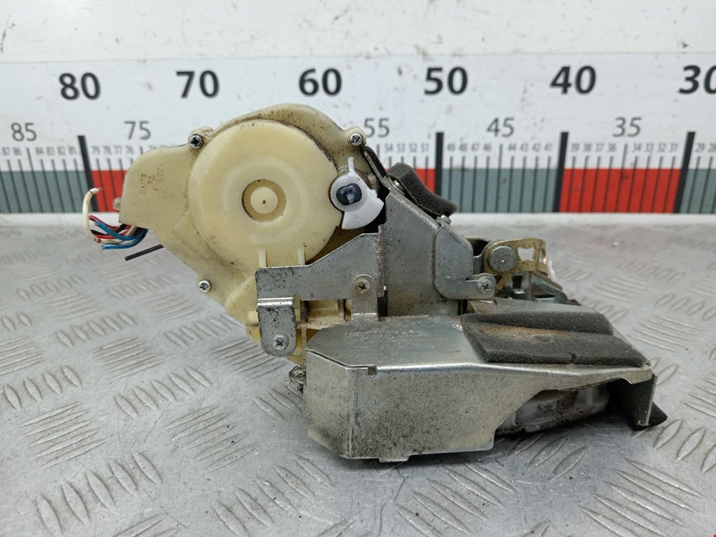 Замок двери передней левой HONDA Jazz 2001-2008