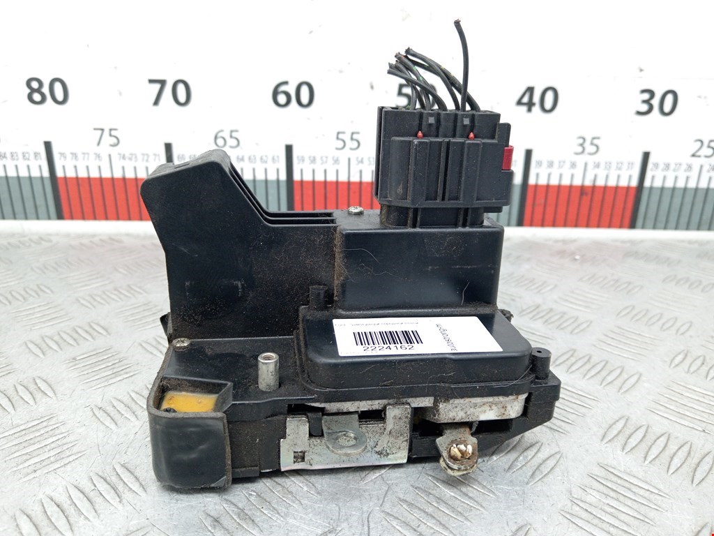 Замок двери передней правой FORD Fusion 2002-2012