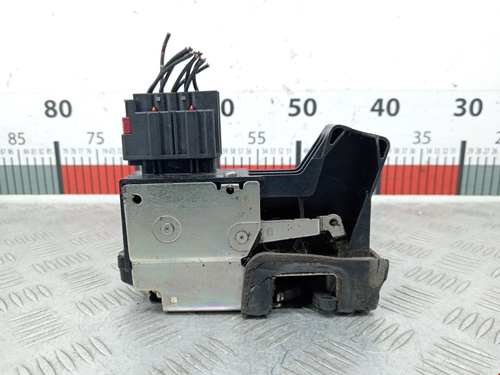 Замок двери передней правой FORD Fusion 2002-2012