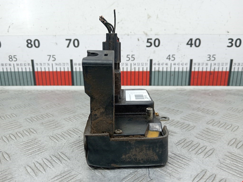 Замок двери передней правой FORD Fusion 2002-2012