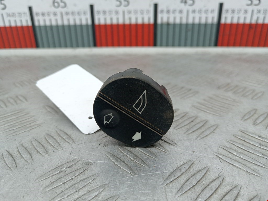 Кнопка стеклоподъемника FORD Fusion 2002-2012