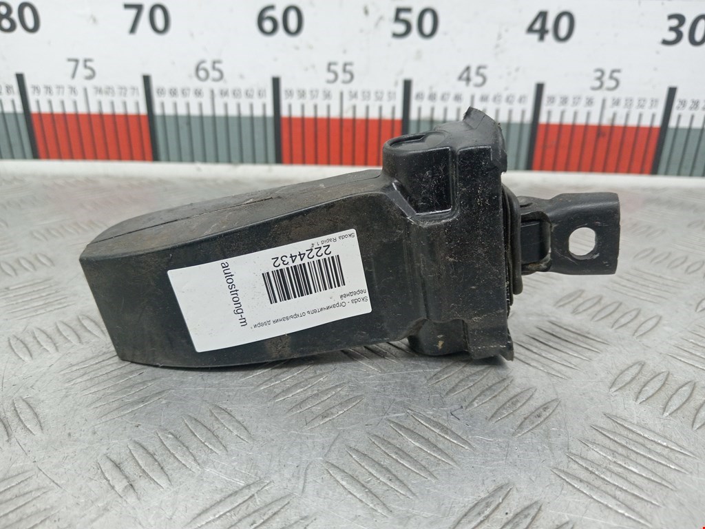 Ограничитель открывания двери SKODA Rapid 2012-2020