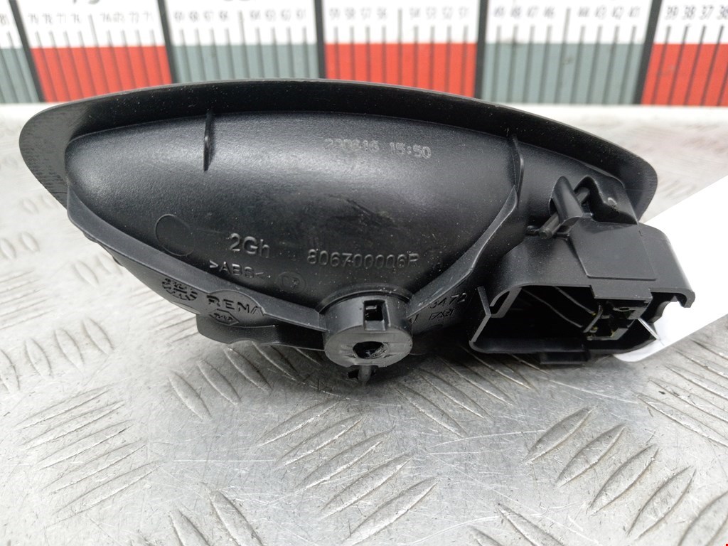 Ручка дверная передняя внутренняя левая RENAULT Trafic II 2001-2014