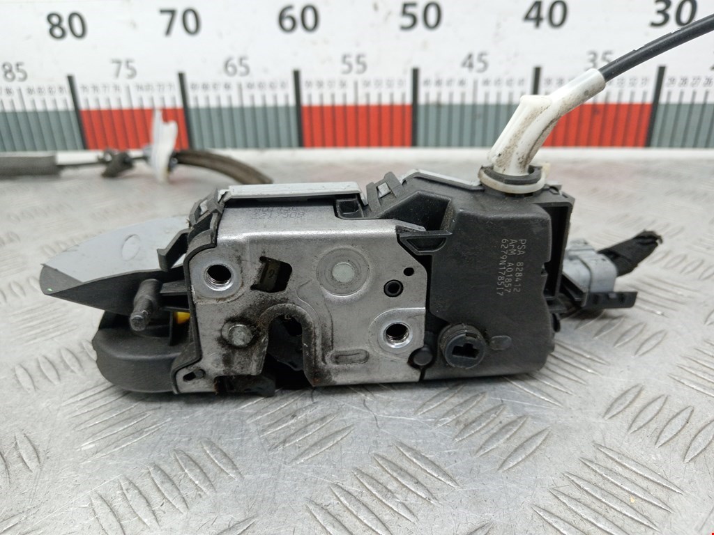 Замок двери передней правой CITROEN Berlingo 2008-н.в.