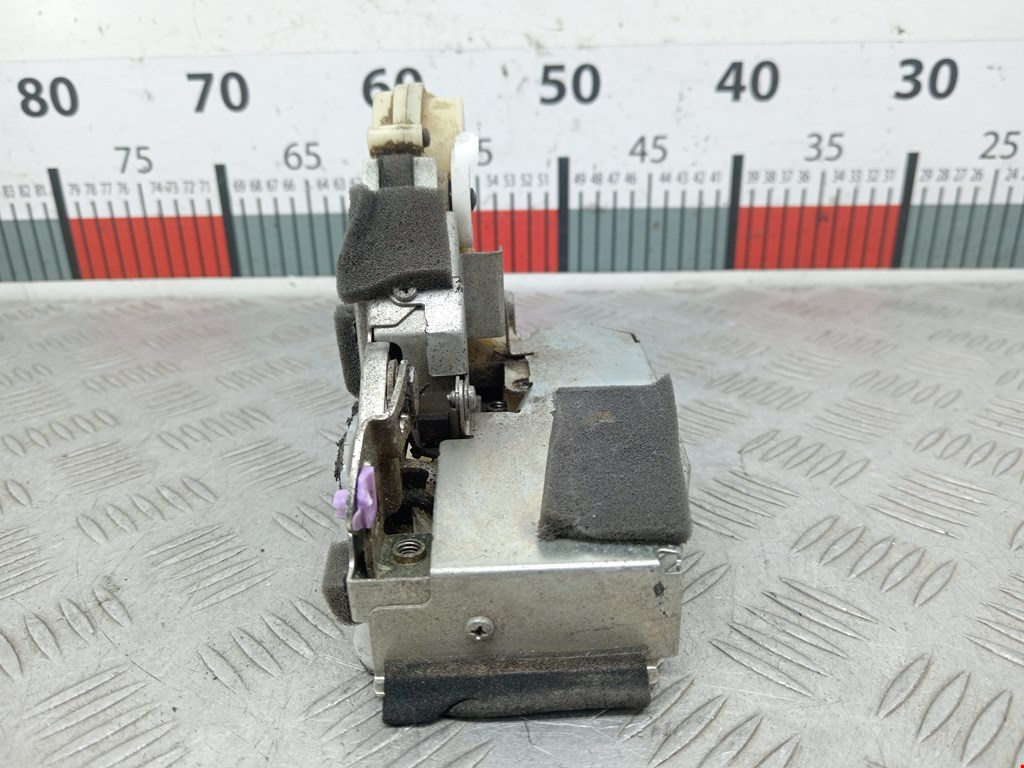 Замок двери передней правой HONDA Jazz 2001-2008