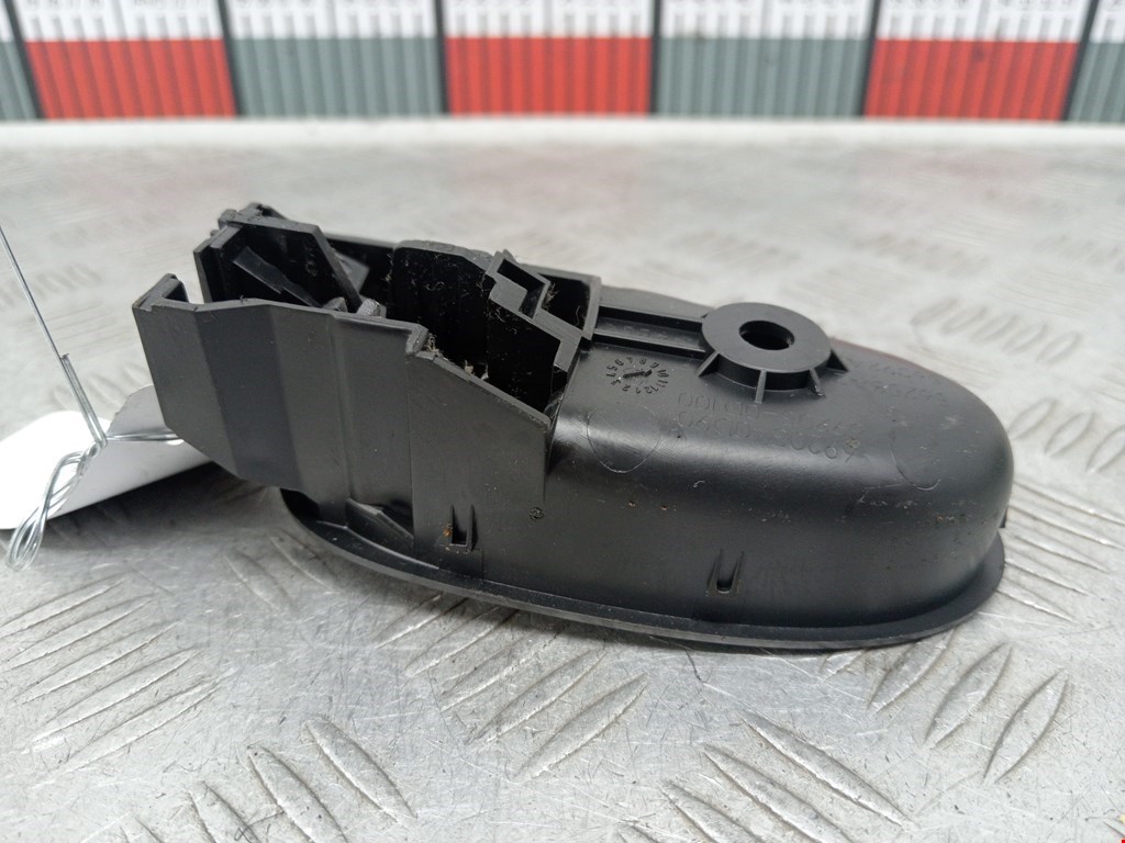 Ручка дверная передняя внутренняя правая TOYOTA Yaris II XP50 2005-2011
