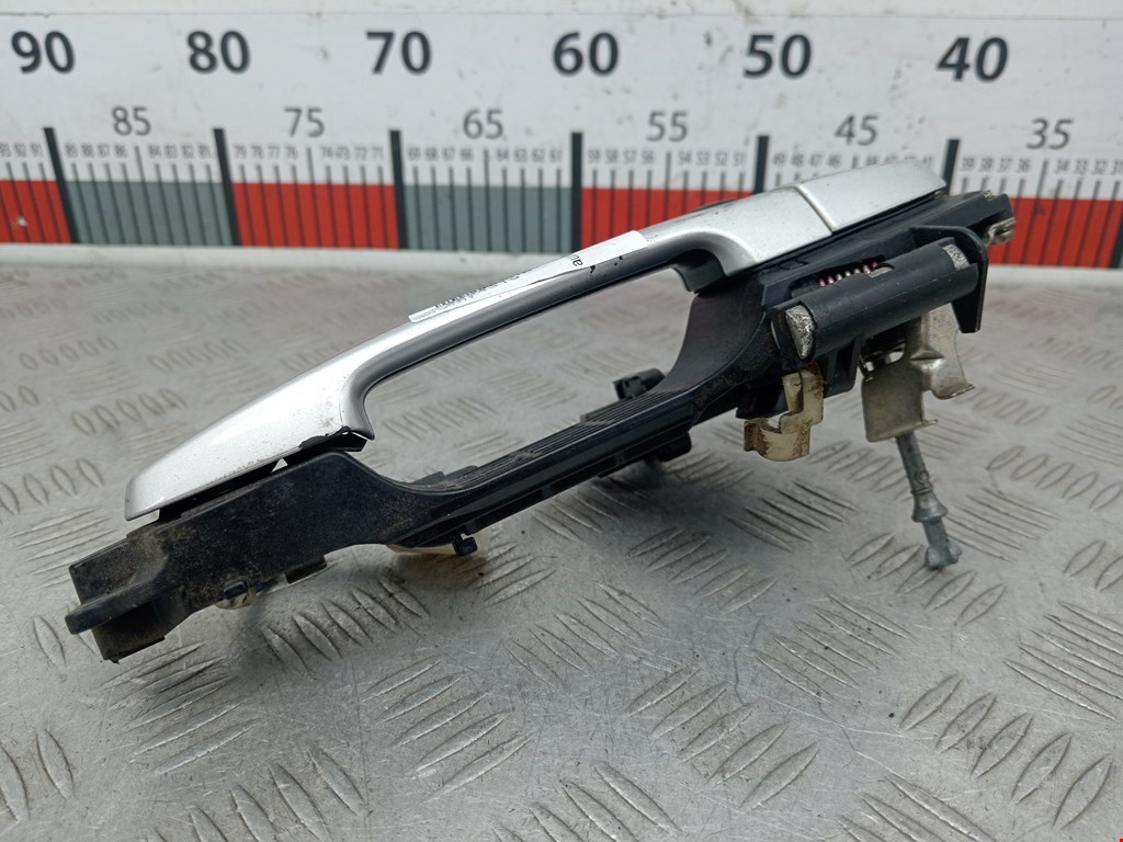 Ручка двери передней наружная правая TOYOTA Yaris II XP50 2005-2011