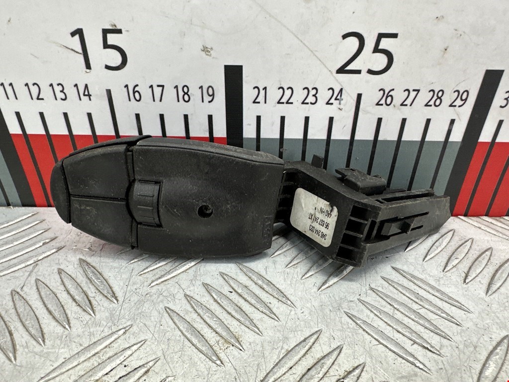 Переключатель подрулевой управления магнитолой PEUGEOT 207 2006-2015