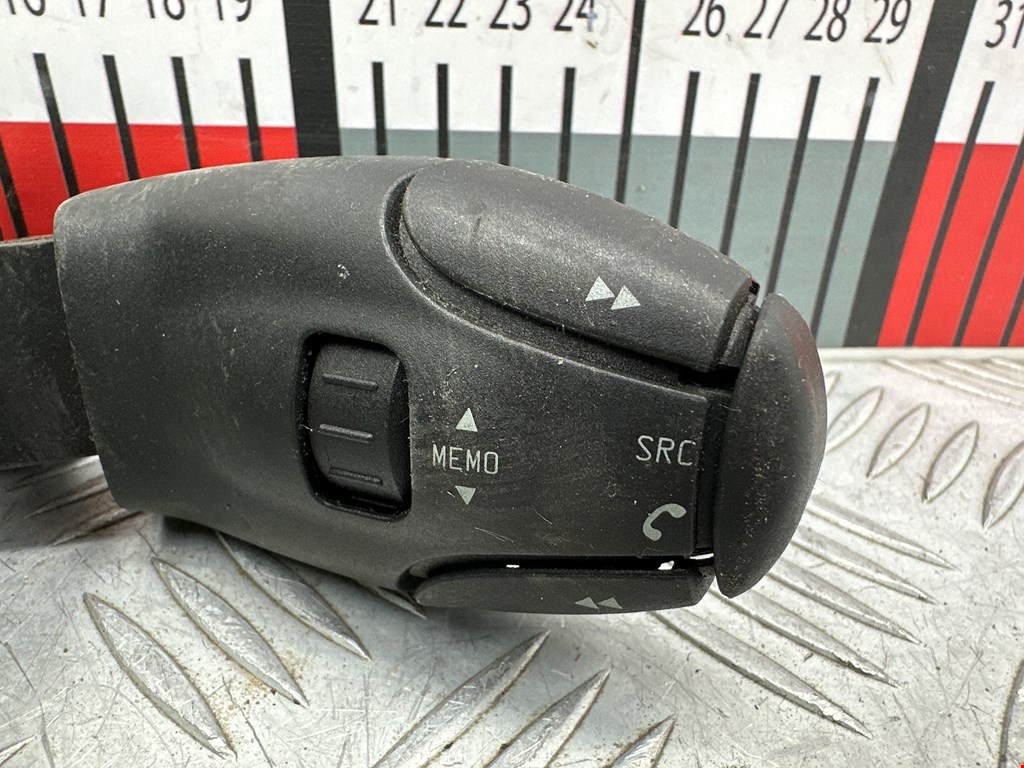 Переключатель подрулевой управления магнитолой PEUGEOT 207 2006-2015