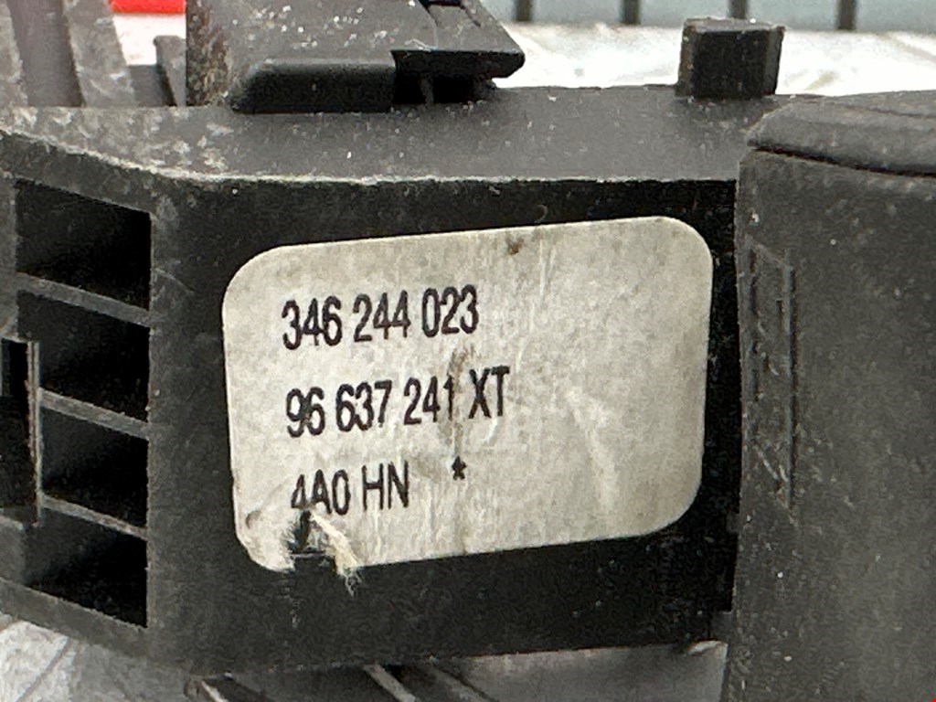 Переключатель подрулевой управления магнитолой PEUGEOT 207 2006-2015